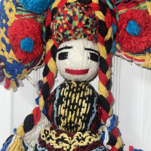 Vintage Mexican Yarn Folk Art - Picture 3 of 13
